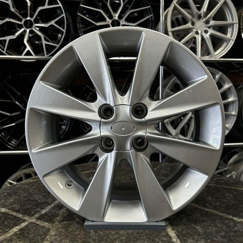 15 İnç 4X100 Accent Blue Uyumlu Gümüş Jant Modeli Hyundai ( (4 Adet) )