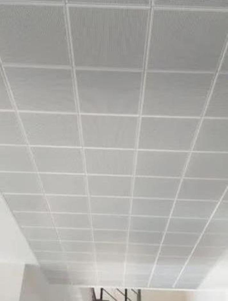 30x30 Clip-in Metal Asma Tavan Tam Takım Alüminyum Sistemi 5 M2
