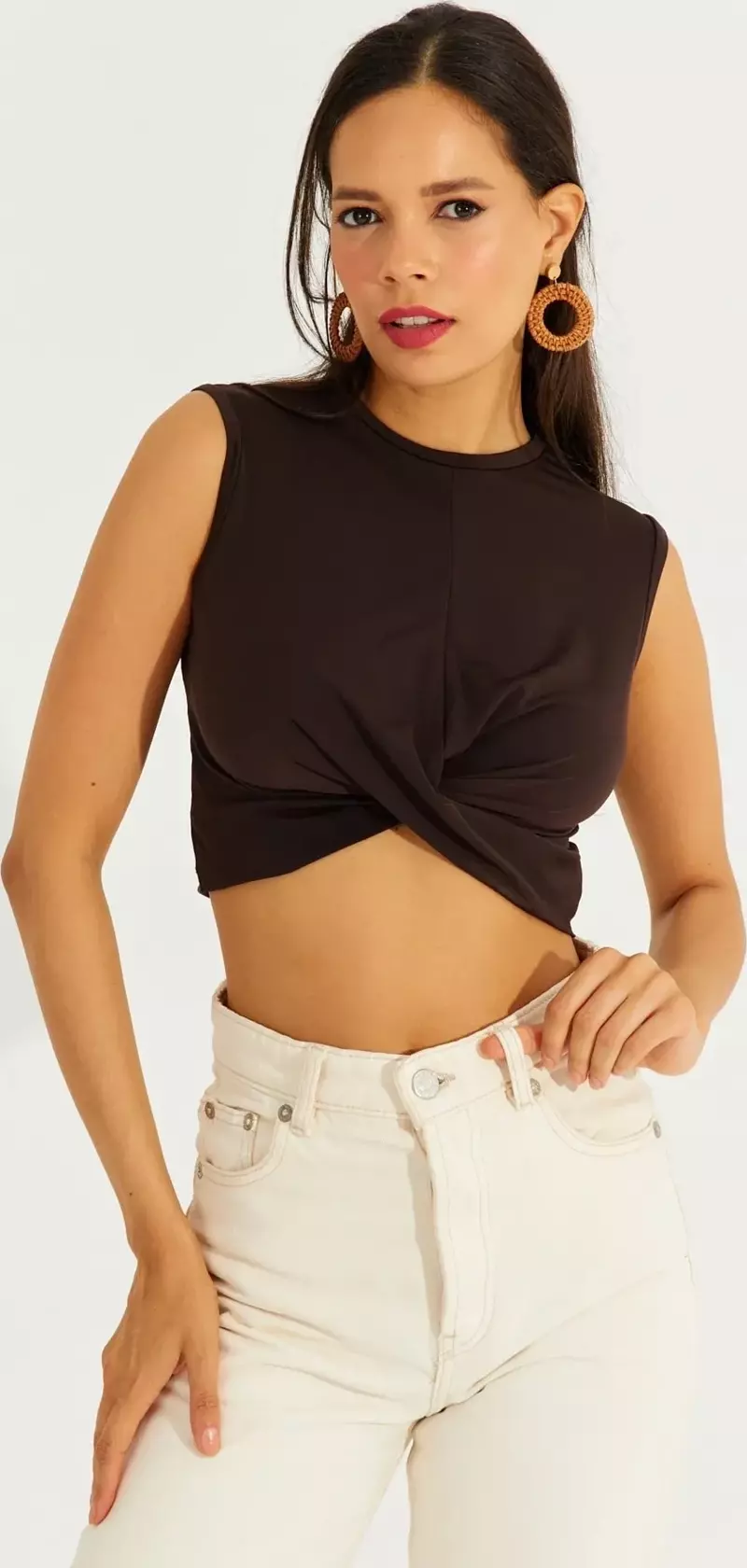 Önü Düğümlü Crop Bluz