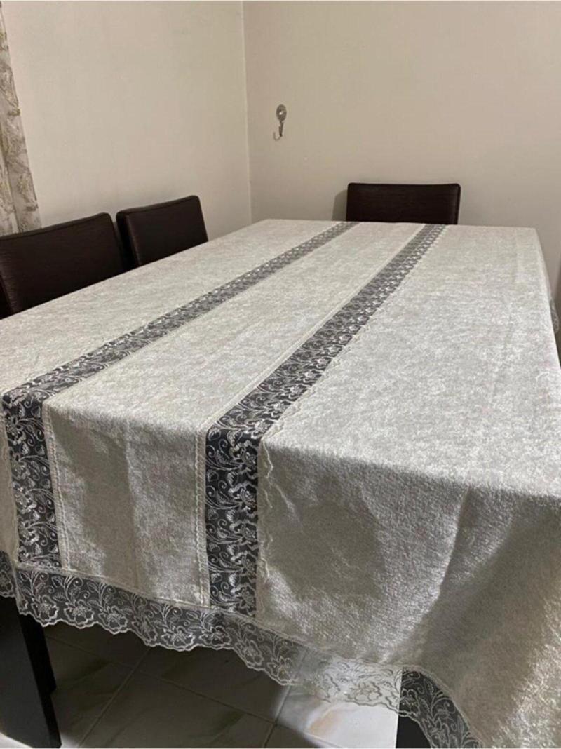 Fransız Güpürlü Lüx Kadife Masa Örtüsü