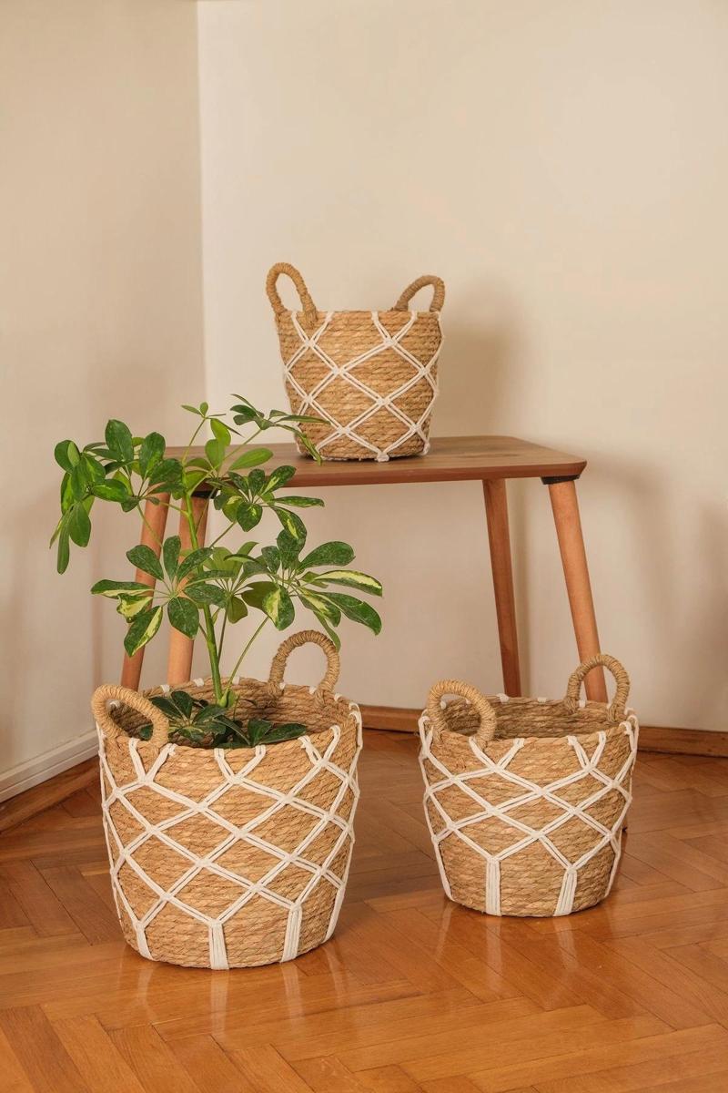 Karia - 3 lü Dekoratif Doğal El Örmesi Kulplu Hasır Saksı Sepet Seti 31 cm / 27cm / 23 cm