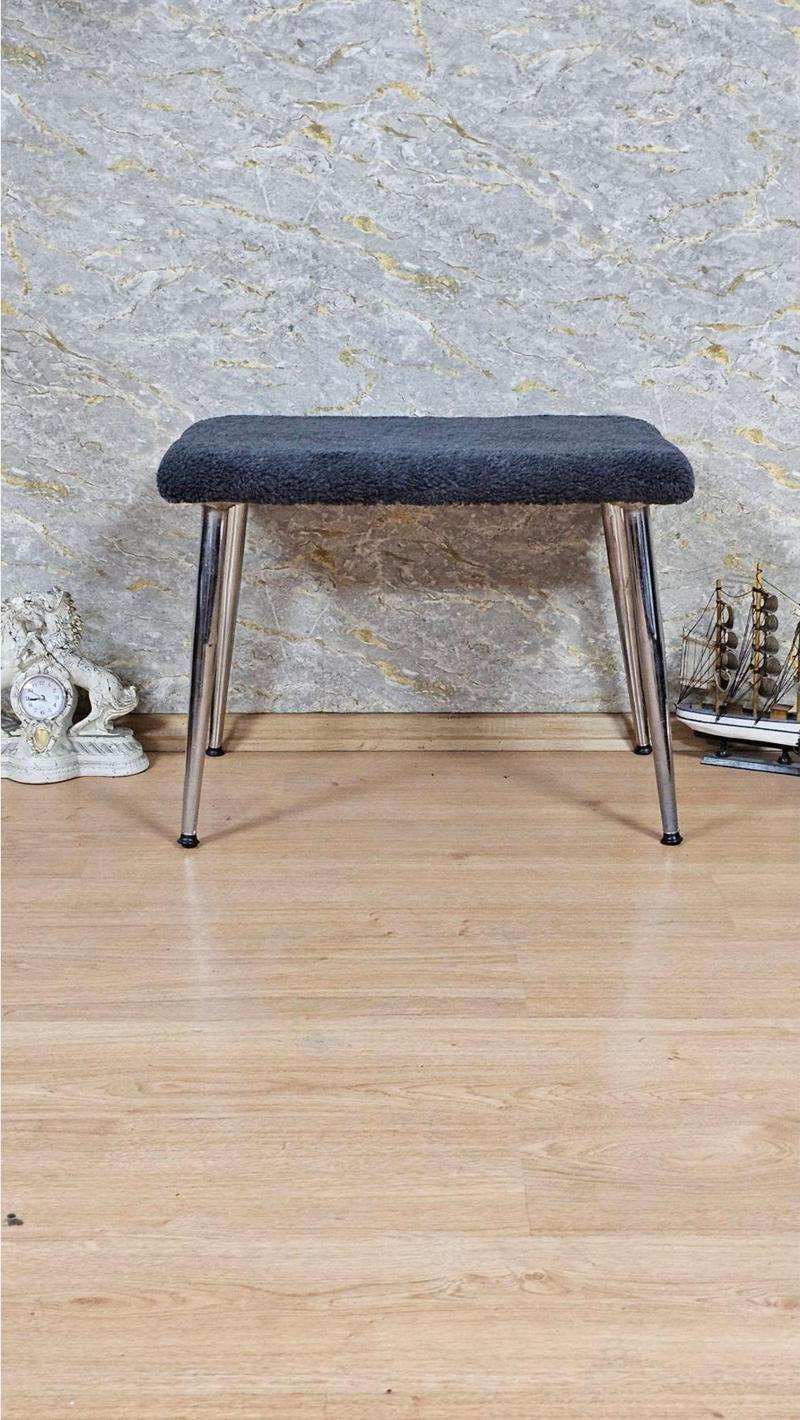 Tedy Kumaşlı 60 cm x 38 cm Krom Sivriltme Ayaklı Oturak FÜME Renk Tek Ebat Beden