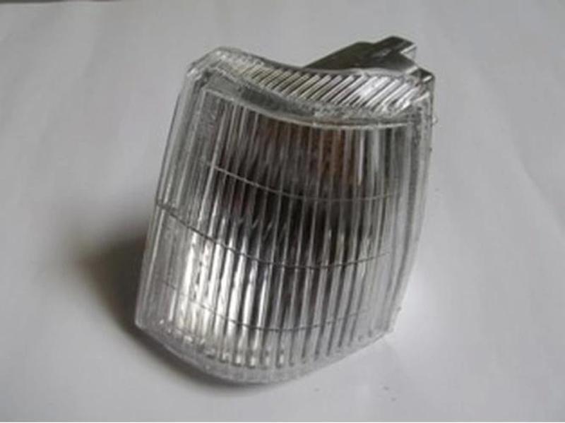 1993-1996 Renault R9 Broadway Ön Sinyal Sol Beyaz Duysuz (Pleksan) (Adet) (Oem No:7702247316)