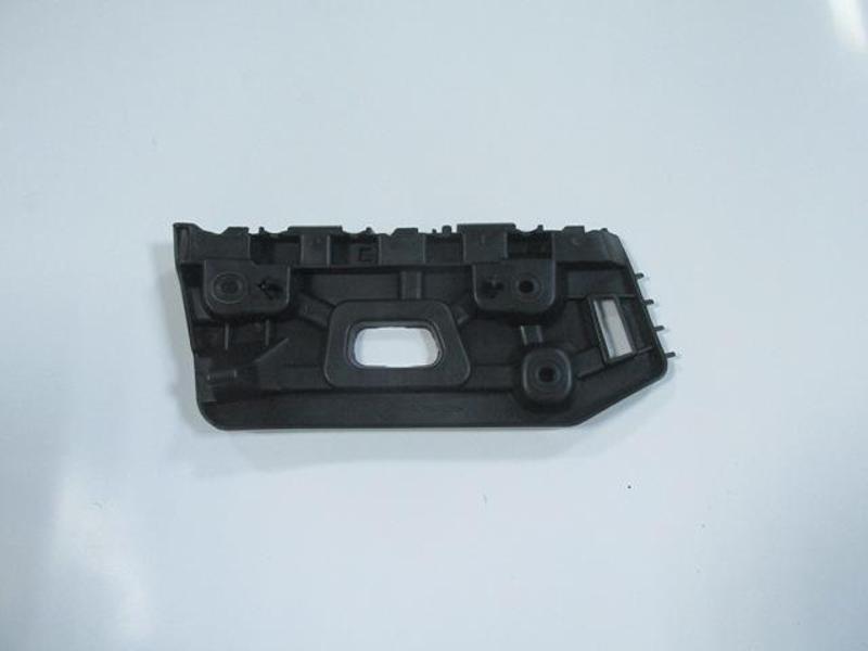 Dacia Dokker 13/21 Ön Tampon Braketi̇ Sol 