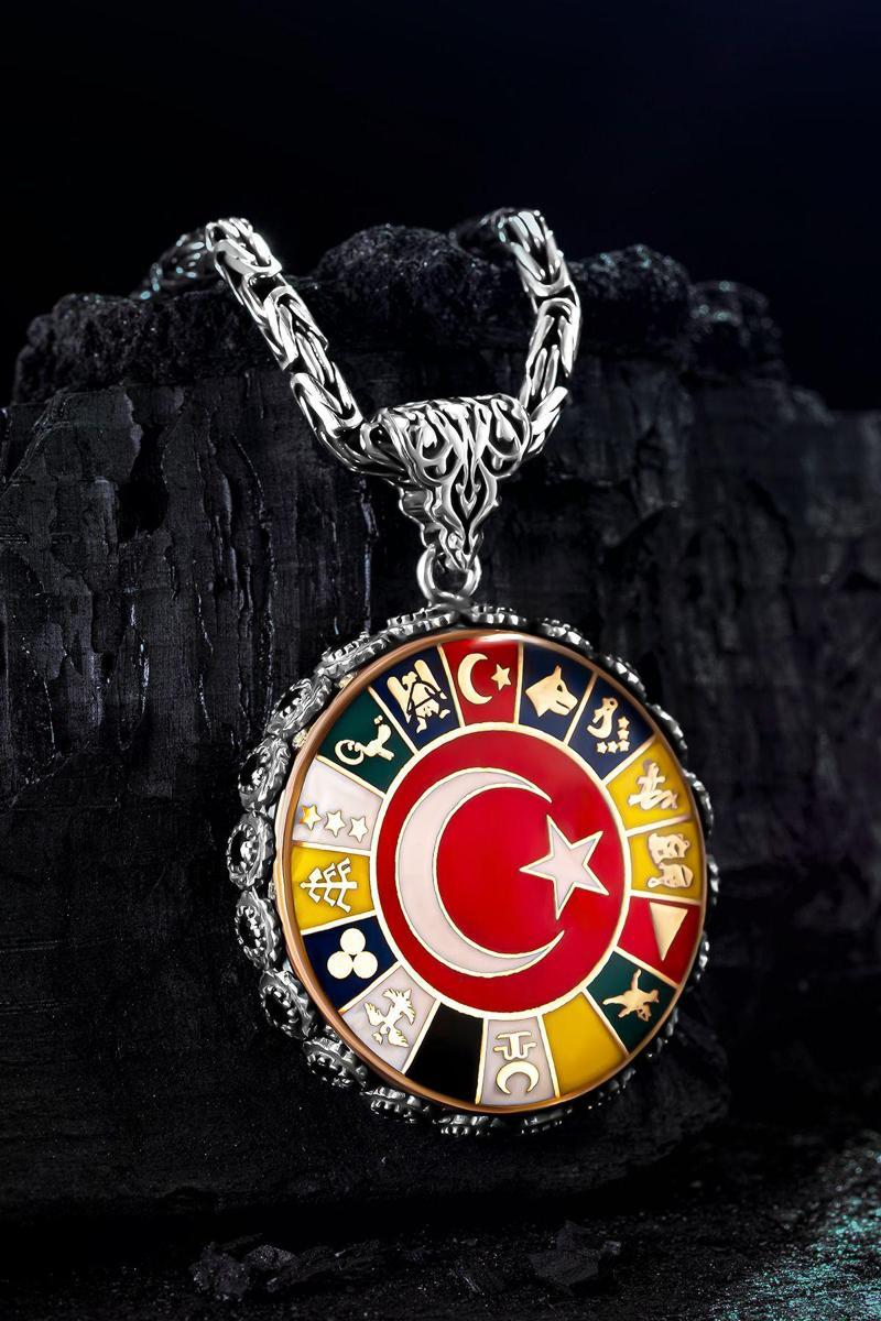 Erkek Gümüş Kolye - 16 Türk Devleti Bayrakları İşlemeli Ay Yıldız Kral Zincirli Erkek Kolye