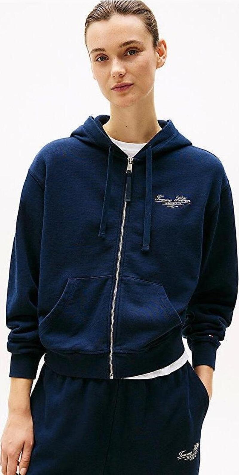 REG SCRIPT ZIP HOODIE