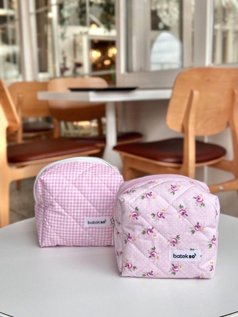 2'Li Toz Pembe Gül Ve Pembe Kare Desenli Makyaj Çantası - Küçük Boy